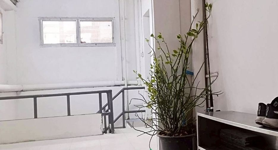 For rent retail Space in Phutthamonthon, Nakhon Pathom