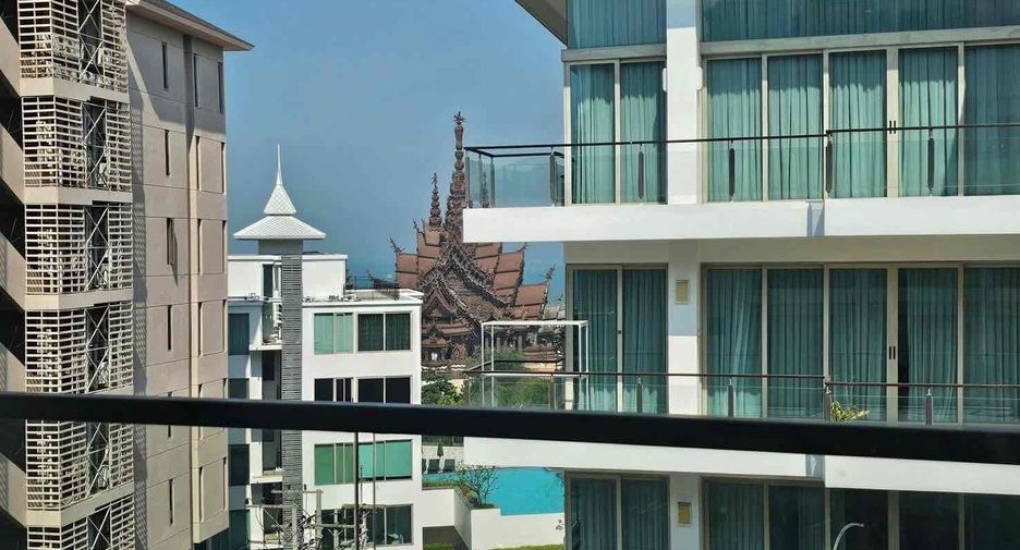 For rent 2 bedrooms condo in Bang Lamung, Chonburi