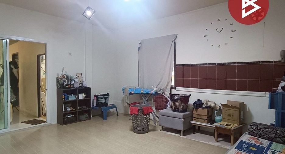 For sale 4 bedrooms house in Mueang Chanthaburi, Chanthaburi