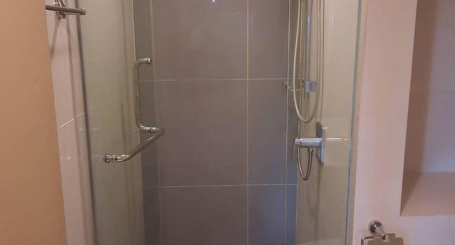 For rent 1 bed condo in Phra Khanong, Bangkok