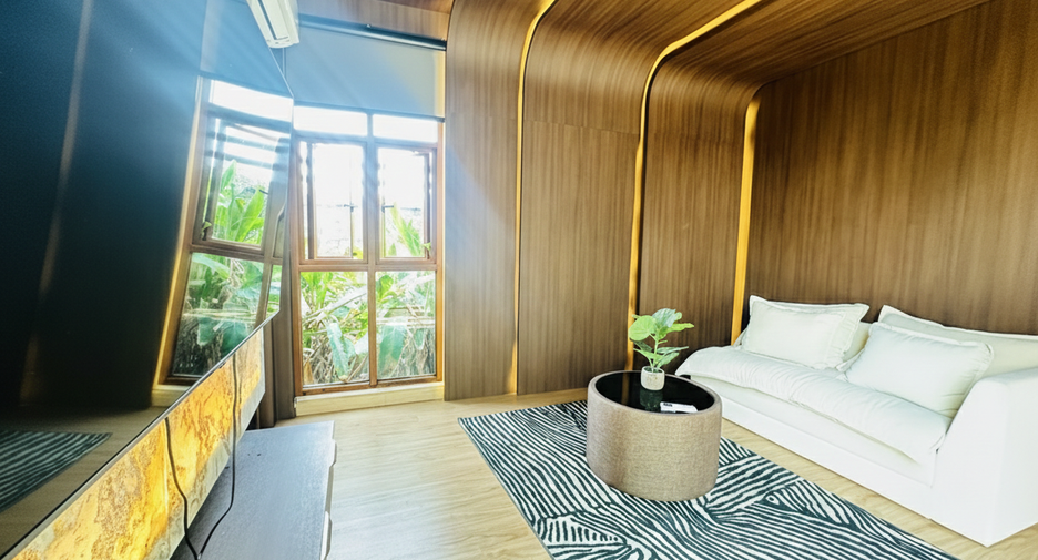 For sale 5 bedrooms house in Bang Lamung, Chonburi