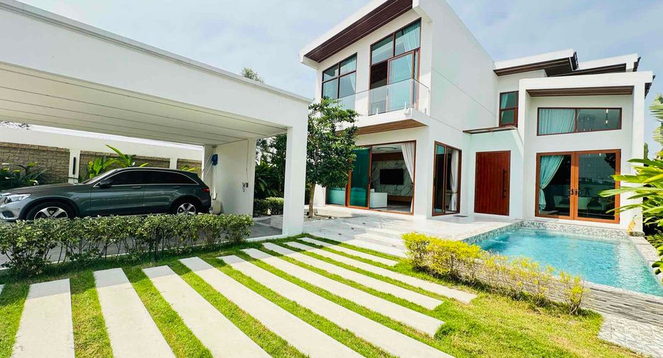 For sale 5 bedrooms house in Bang Lamung, Chonburi