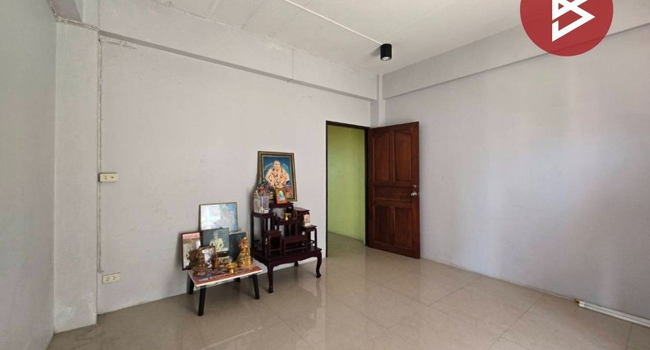 For sale 2 bedrooms retail Space in Mueang Samut Prakan, Samut Prakan