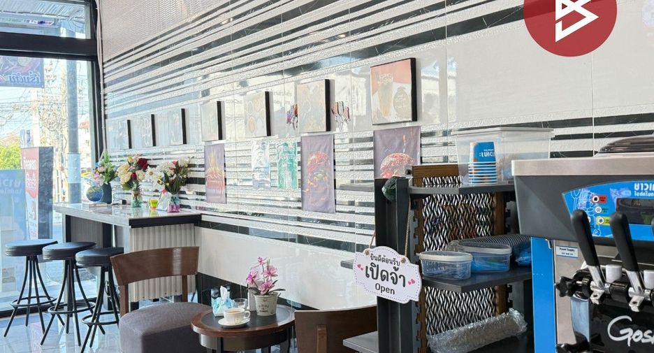 For sale 2 bedrooms retail Space in Mueang Lamphun, Lamphun