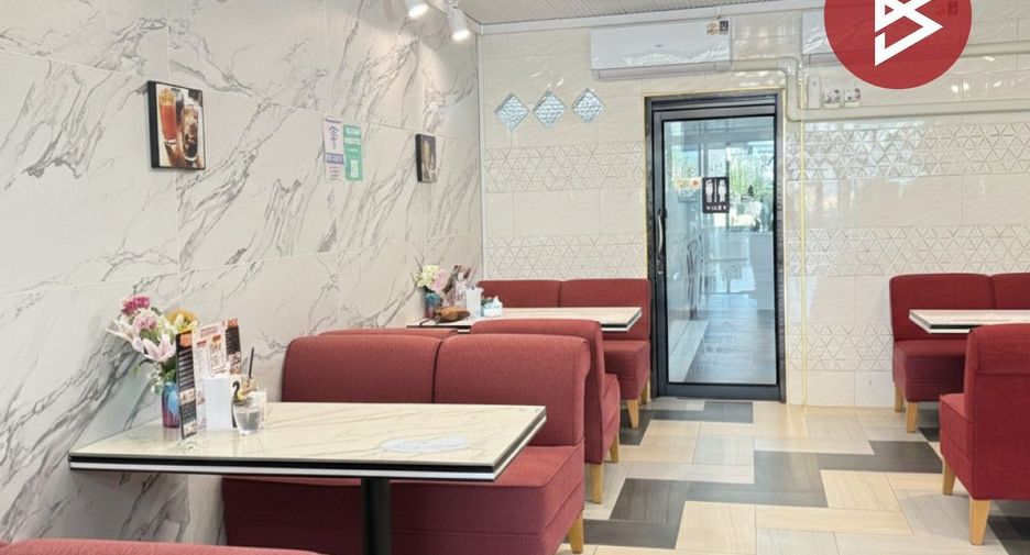 For sale 2 bedrooms retail Space in Mueang Lamphun, Lamphun