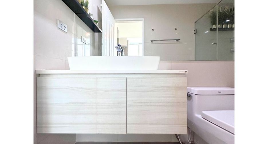 For rent 1 bed condo in Bang Na, Bangkok