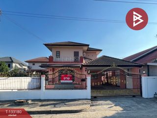 For sale 3 bedrooms house in Mueang Nakhon Pathom, Nakhon Pathom