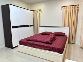 À louer et à vendre 3 chambres maison à Bang Lamung, Chonburi