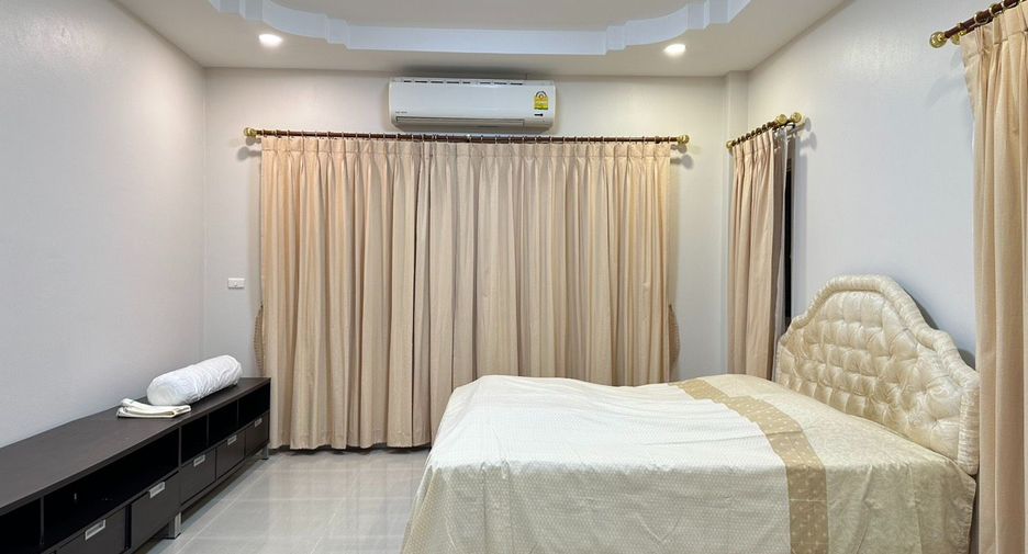 For rent and for sale 3 bedrooms house in Bang Lamung, Chonburi
