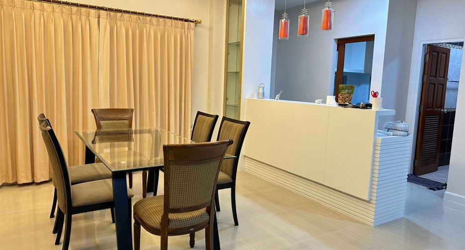 For rent and for sale 3 bedrooms house in Bang Lamung, Chonburi