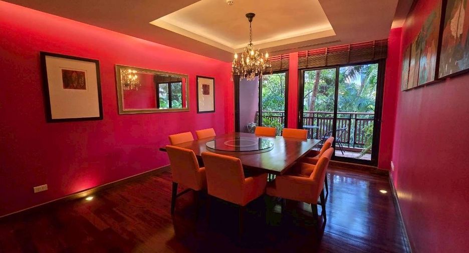For rent 3 bedrooms condo in Sathon, Bangkok