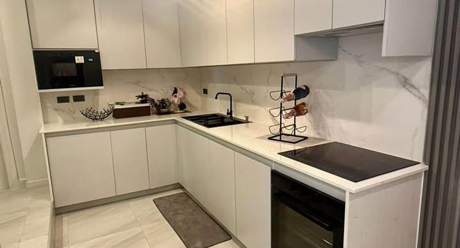 For rent 4 bedrooms villa in Jomtien, Pattaya