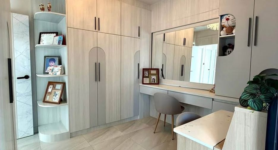 For rent 4 bedrooms villa in Jomtien, Pattaya
