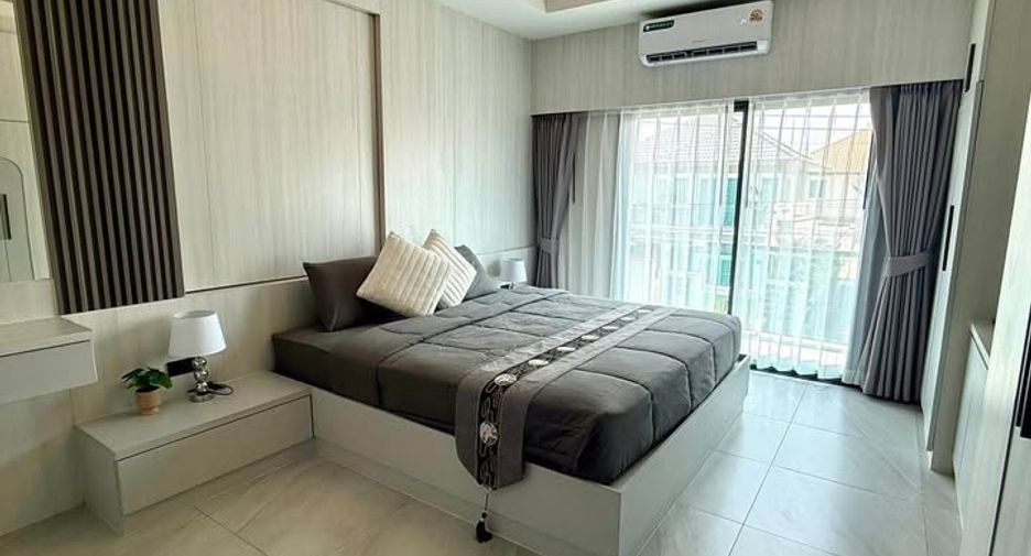 For rent 4 bedrooms villa in Jomtien, Pattaya