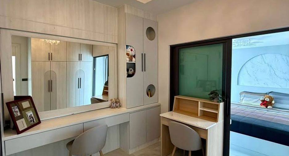 For rent 4 bedrooms villa in Jomtien, Pattaya