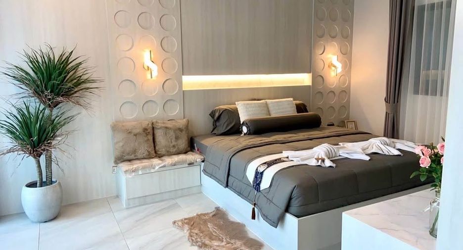 For rent 4 bedrooms villa in Jomtien, Pattaya