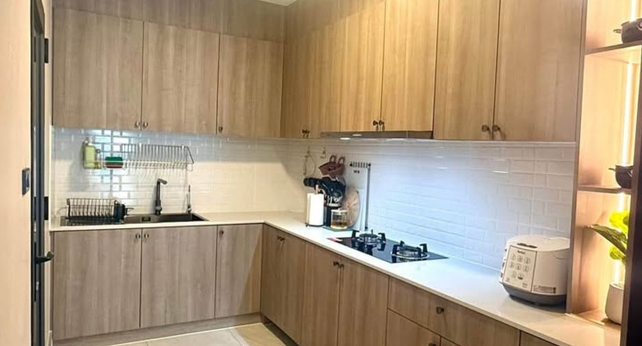 For rent 4 bedrooms villa in Jomtien, Pattaya