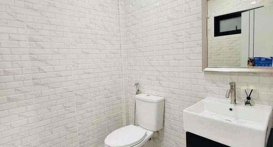 For rent 3 bedrooms house in Bang Lamung, Chonburi