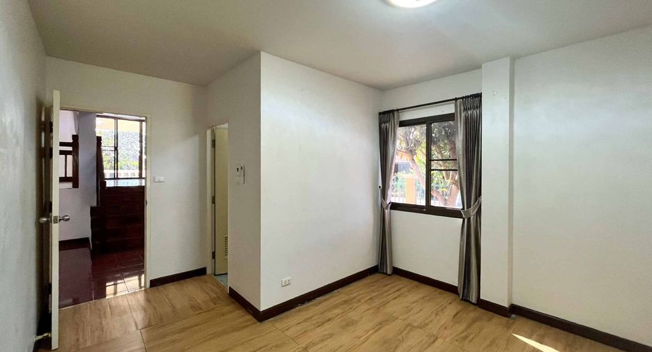 For rent 4 bedrooms house in Hang Dong, Chiang Mai