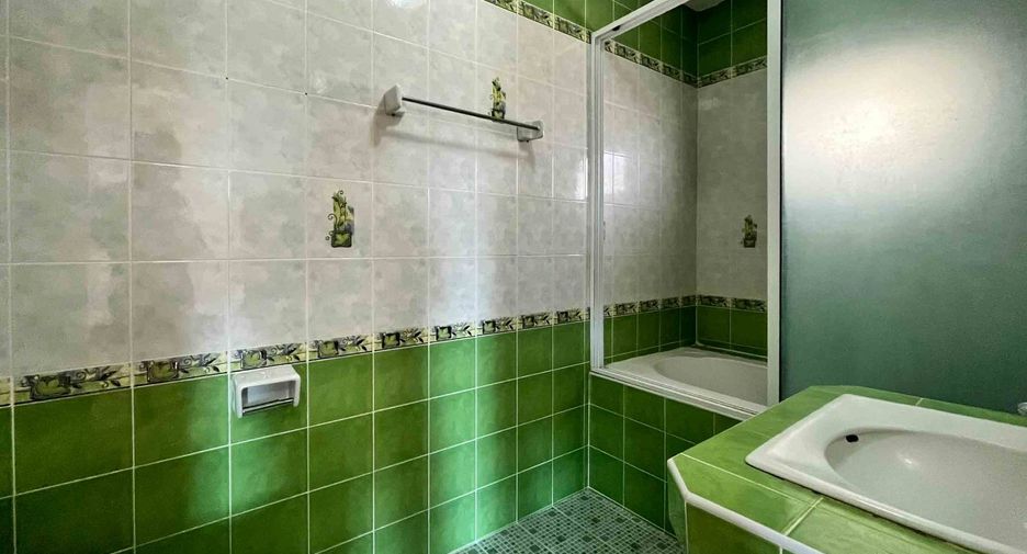 For rent 4 bedrooms house in Hang Dong, Chiang Mai