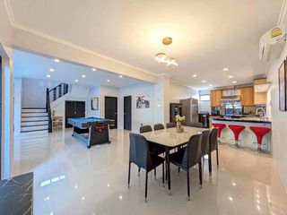 Villa zur Miete mit 5 Zimmer in Bang Lamung, Chonburi