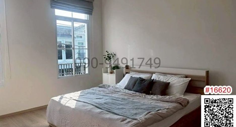 For rent 3 bedrooms townhouse in Prawet, Bangkok