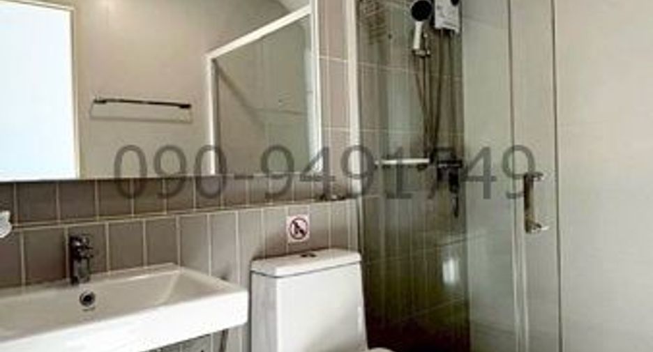 For rent 3 bedrooms townhouse in Prawet, Bangkok