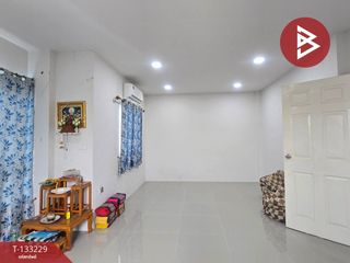 For sale 3 ベッドルーム townhouse in Si Racha, Chonburi