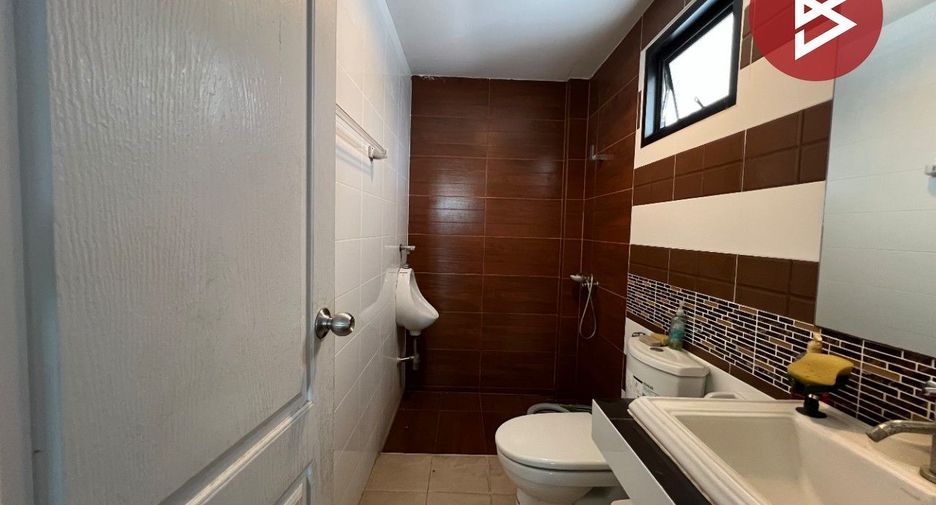 For sale 3 bedrooms house in Phan Thong, Chonburi