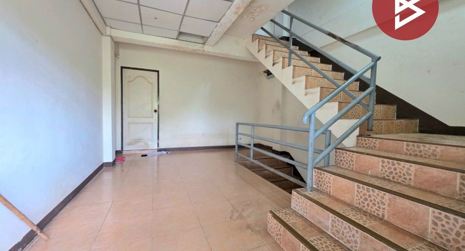 For sale 4 bedrooms retail Space in Phra Pradaeng, Samut Prakan
