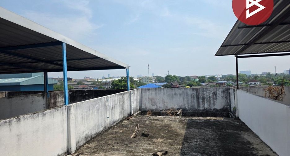 For sale 4 bedrooms retail Space in Phra Pradaeng, Samut Prakan