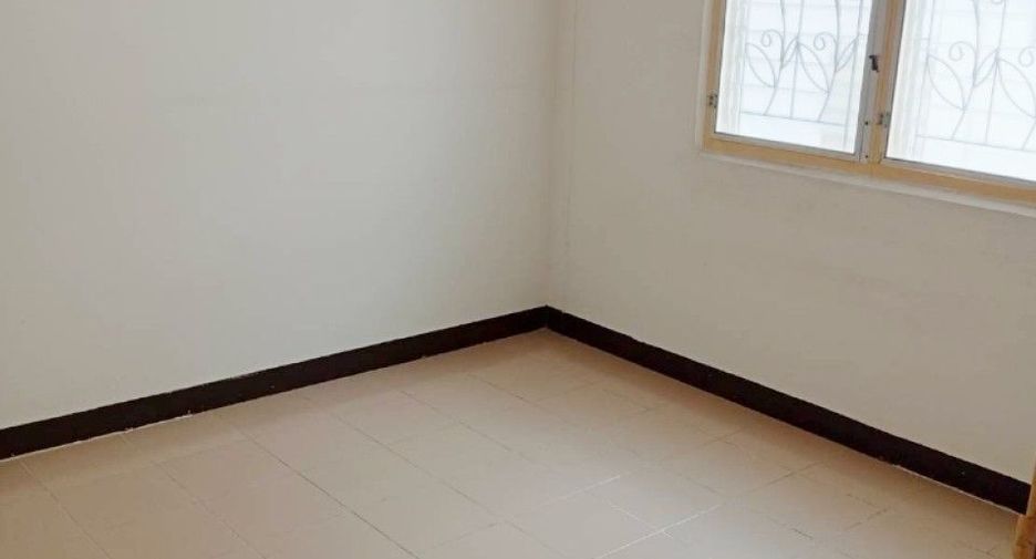 À vendre 1 chambre condo à Phutthamonthon, Nakhon Pathom