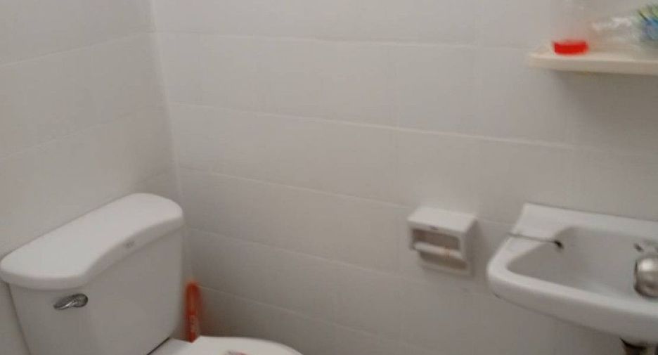 À vendre 1 chambre condo à Phutthamonthon, Nakhon Pathom
