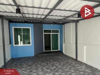 出售 2 卧室 联排别墅 在 Bang Phli, Samut Prakan