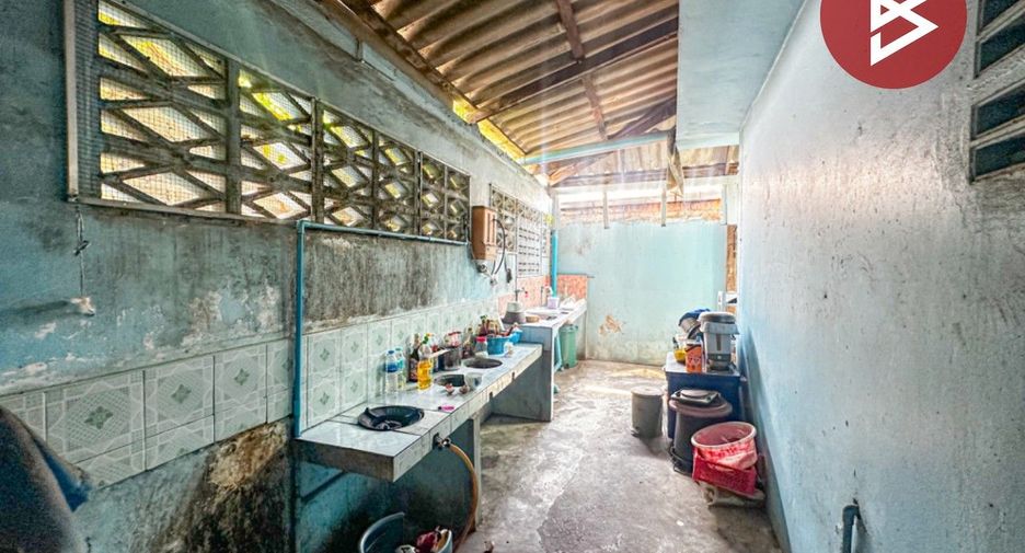 Casa adosada en venta de 4 habitaciones en Mueang Samut Prakan, Samut Prakan