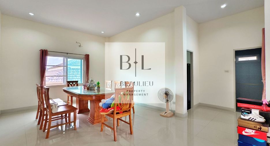Casa en venta de 3 habitaciones en Sattahip, Chonburi