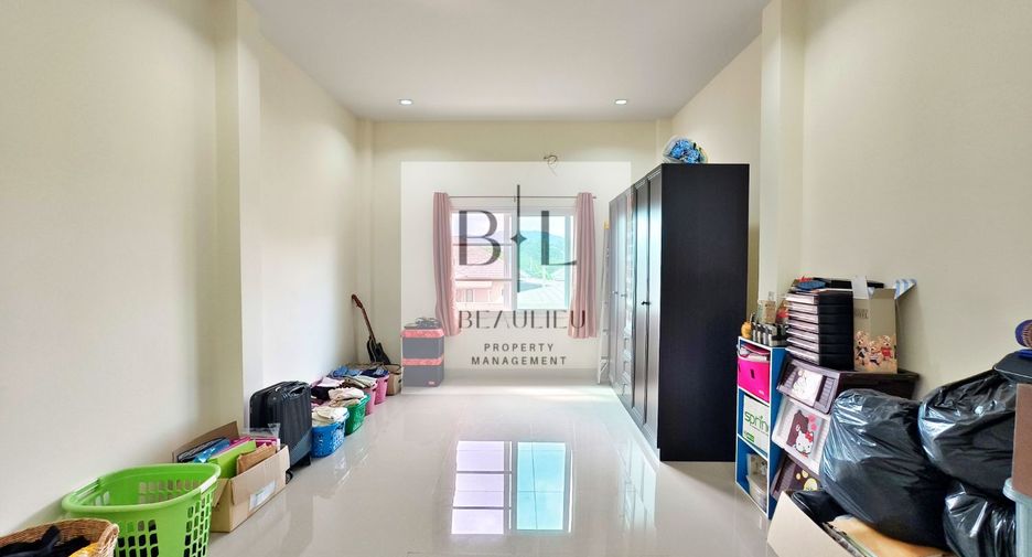Casa en venta de 3 habitaciones en Sattahip, Chonburi