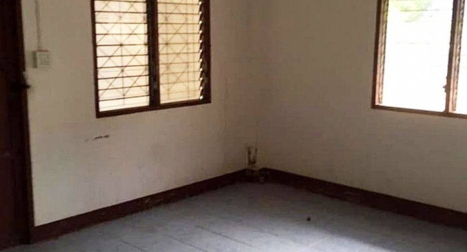 For sale 3 ベッドルーム house in Ban Phai, Khon Kaen