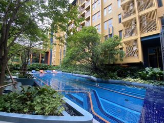 Condo en alquiler de 1 habitaciones en Khlong Toei, Bangkok