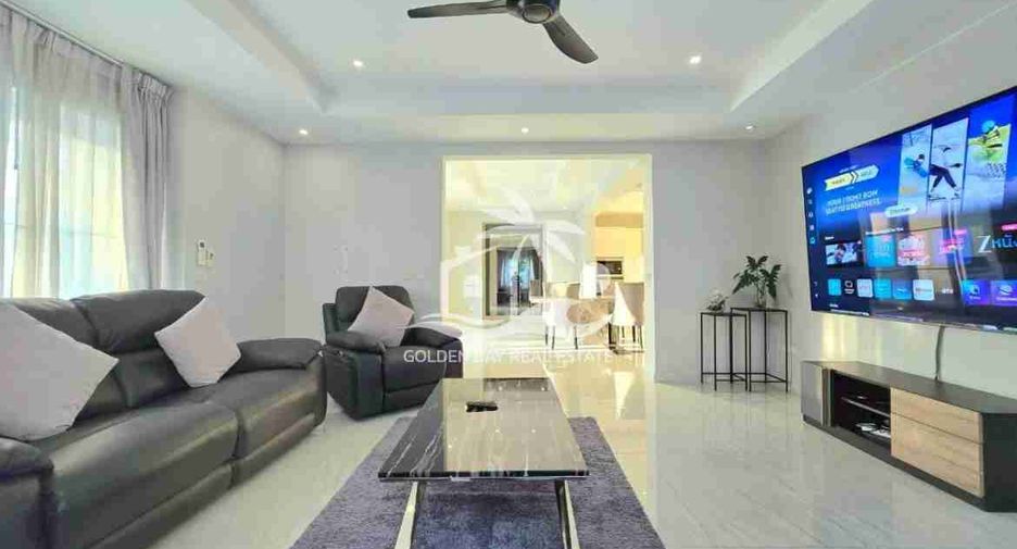 For sale 3 bedrooms house in Bang Lamung, Chonburi