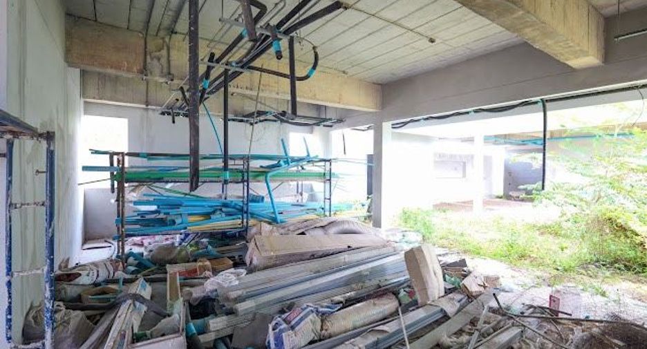 For sale 9 bedrooms house in Khlong Sam Wa, Bangkok
