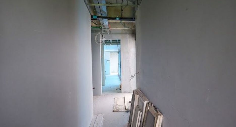 For sale 9 bedrooms house in Khlong Sam Wa, Bangkok