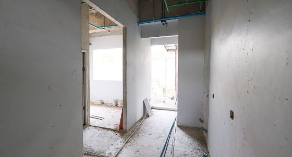 For sale 9 bedrooms house in Khlong Sam Wa, Bangkok