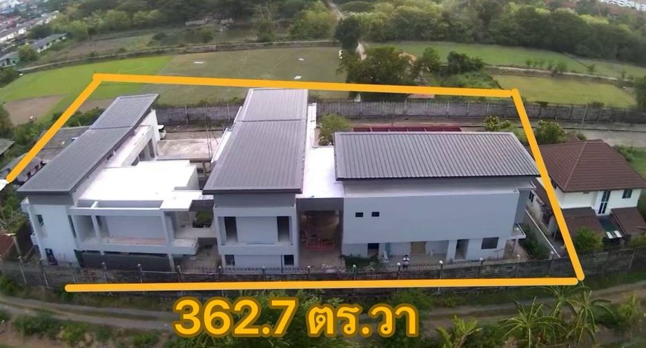 For sale 9 bedrooms house in Khlong Sam Wa, Bangkok