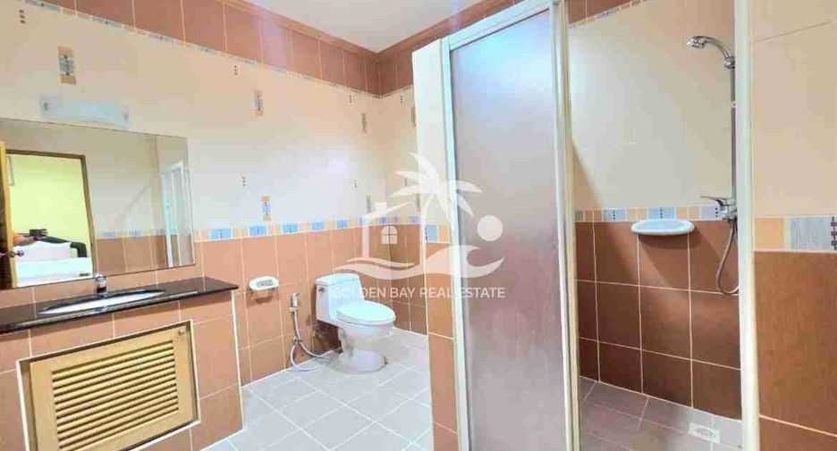 For rent and for sale 4 bedrooms house in Bang Lamung, Chonburi