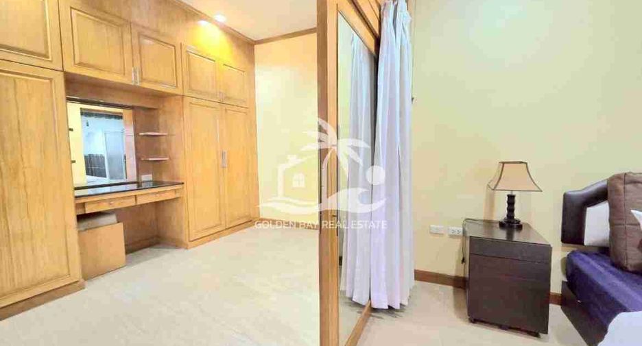 For rent and for sale 4 bedrooms house in Bang Lamung, Chonburi