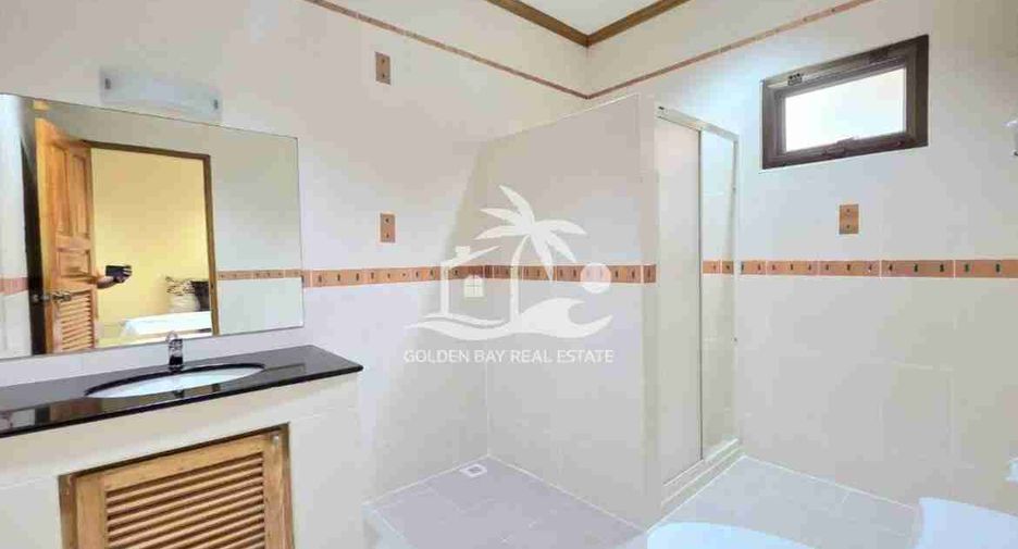 For rent and for sale 4 bedrooms house in Bang Lamung, Chonburi