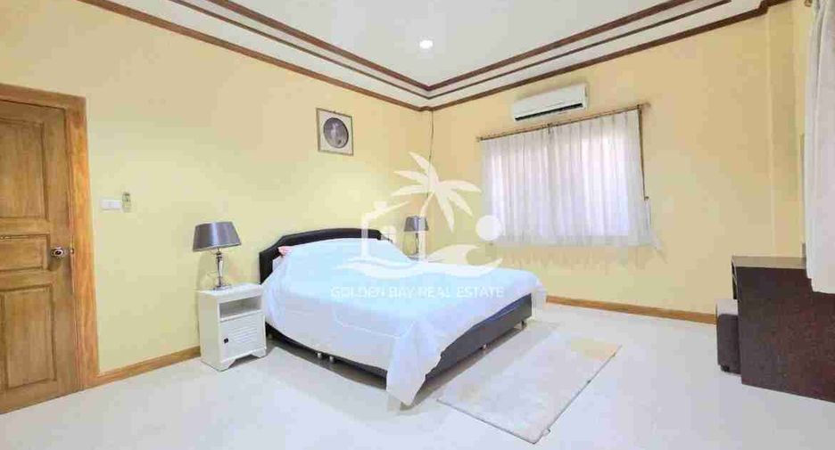 For rent and for sale 4 bedrooms house in Bang Lamung, Chonburi