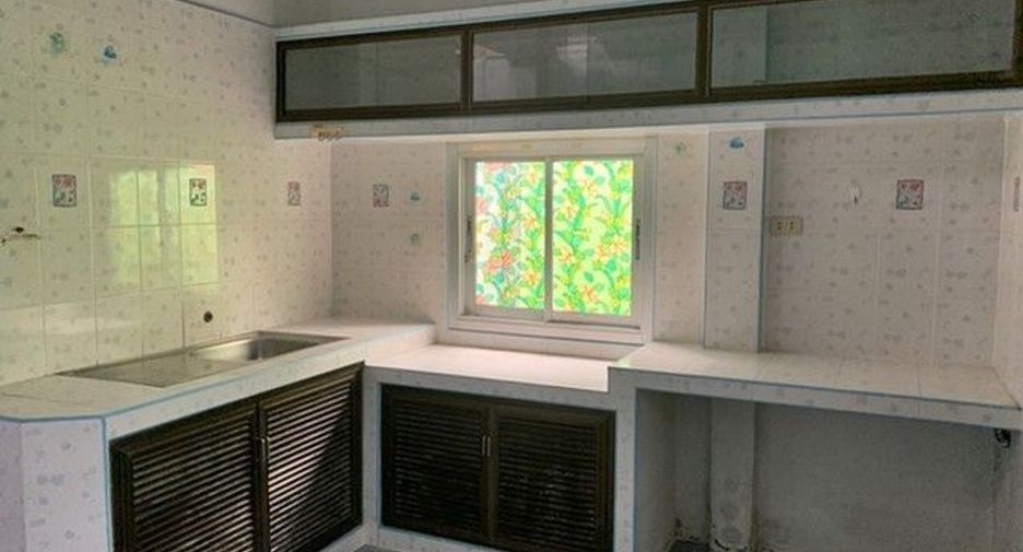 For sale 1 bed house in Mueang Phatthalung, Phatthalung