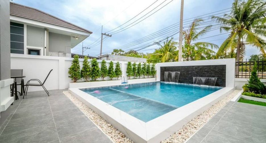 For sale 3 bedrooms villa in Bang Lamung, Chonburi